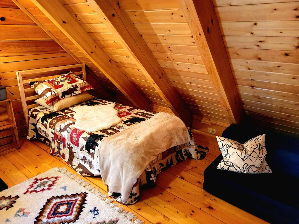 מגי ואלי The Little Wolf Cabin מראה חיצוני תמונה