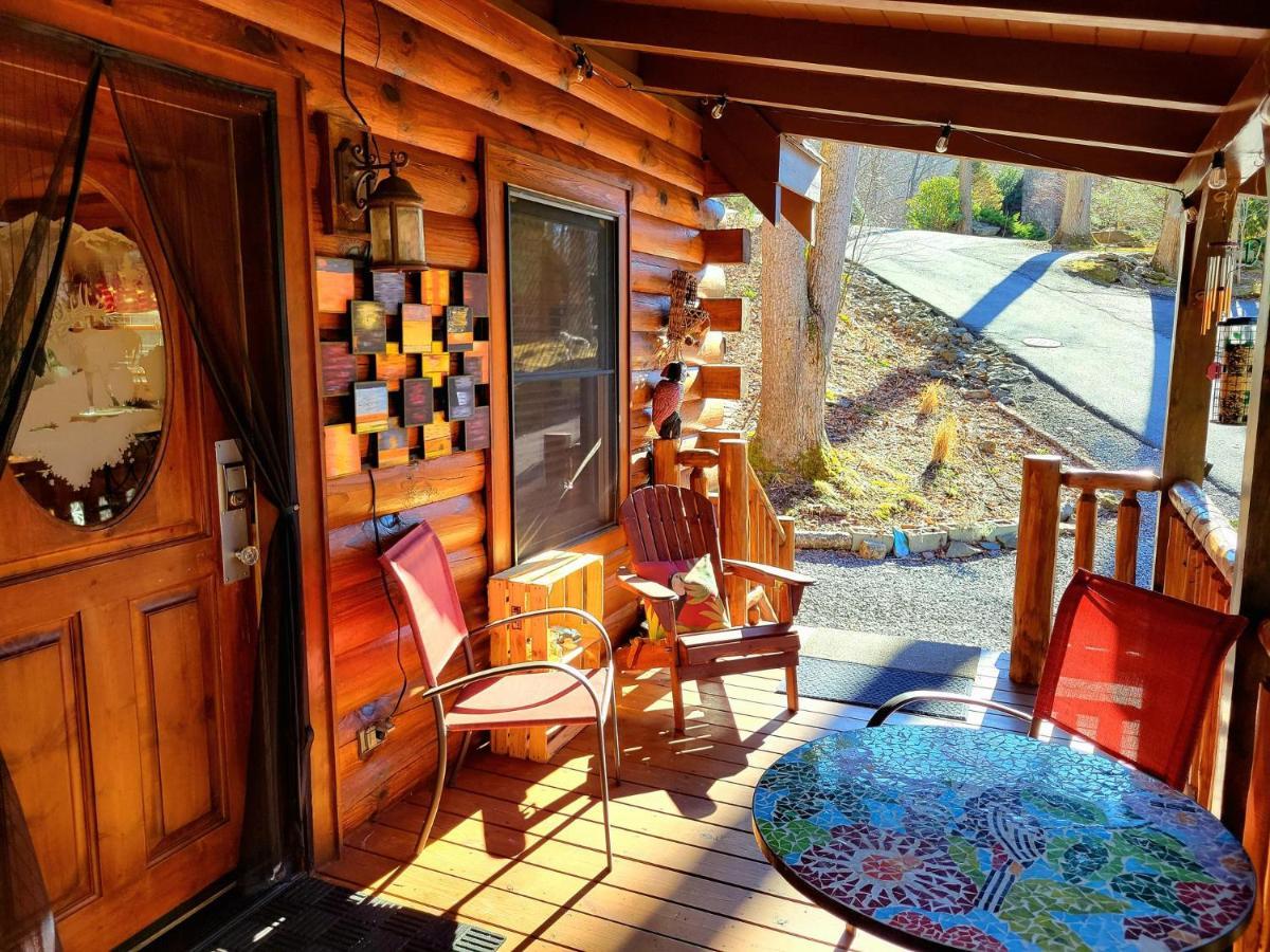 מגי ואלי The Little Wolf Cabin מראה חיצוני תמונה