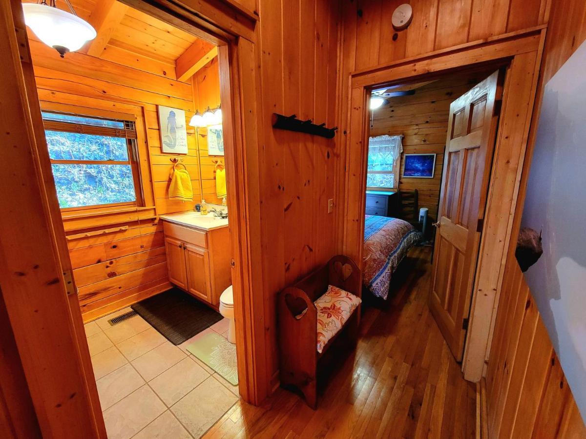 מגי ואלי The Little Wolf Cabin מראה חיצוני תמונה